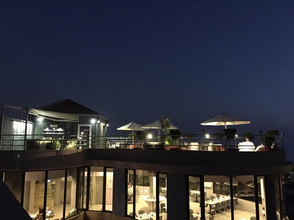 L'Hotel De Mon Pere Byblos ภายนอก รูปภาพ