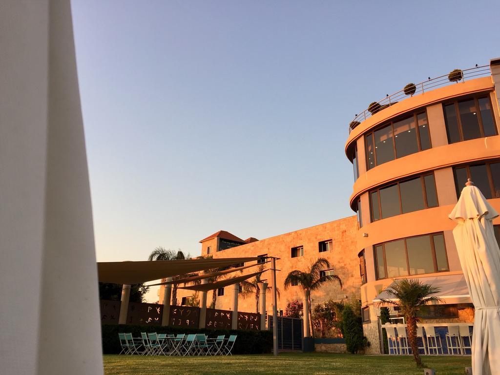 L'Hotel De Mon Pere Byblos ภายนอก รูปภาพ